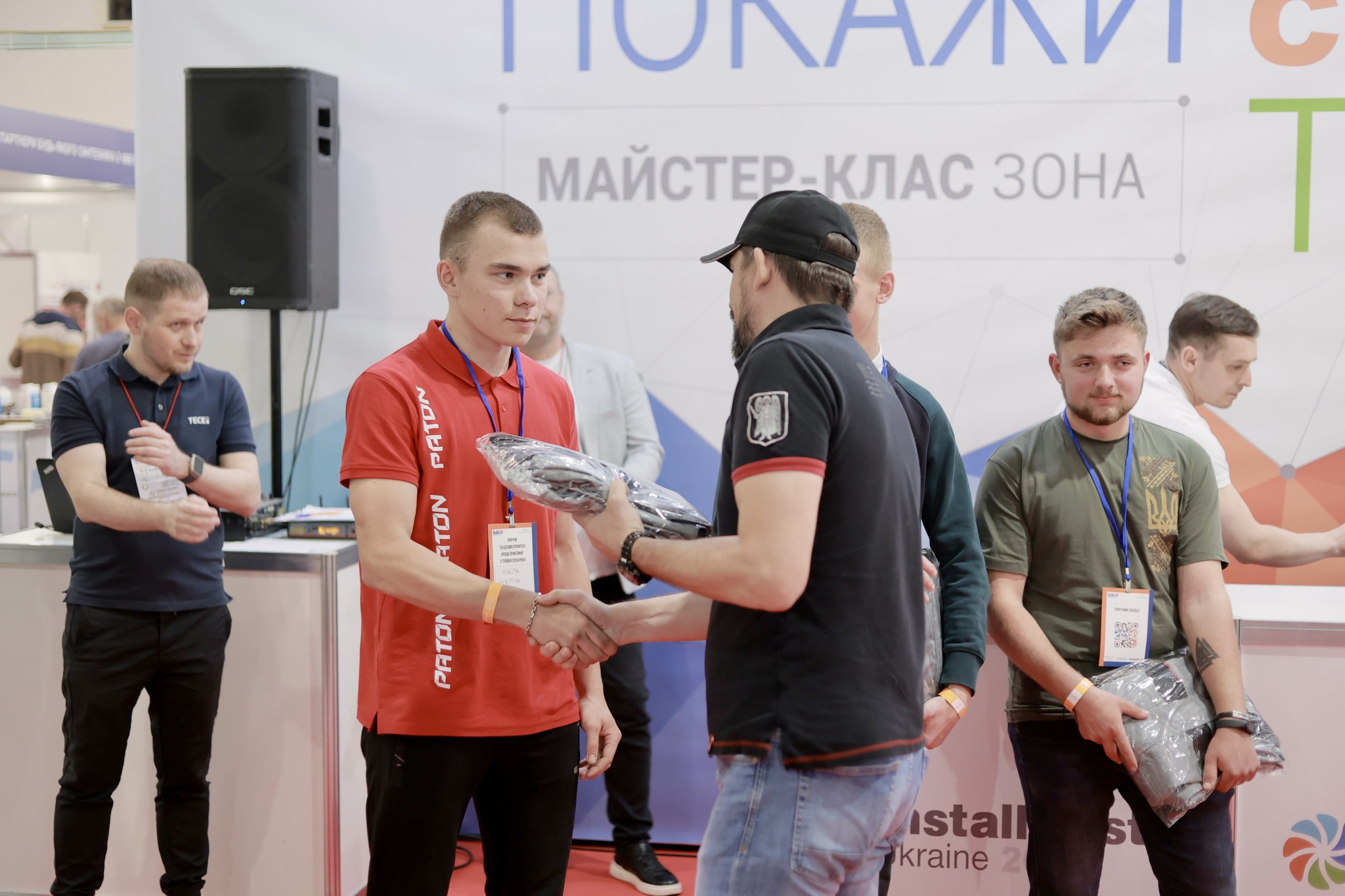 Відзначення переможця конкурсу “Програма підтримки випускників Install Junior” на Install Fest Ukraine – 2024